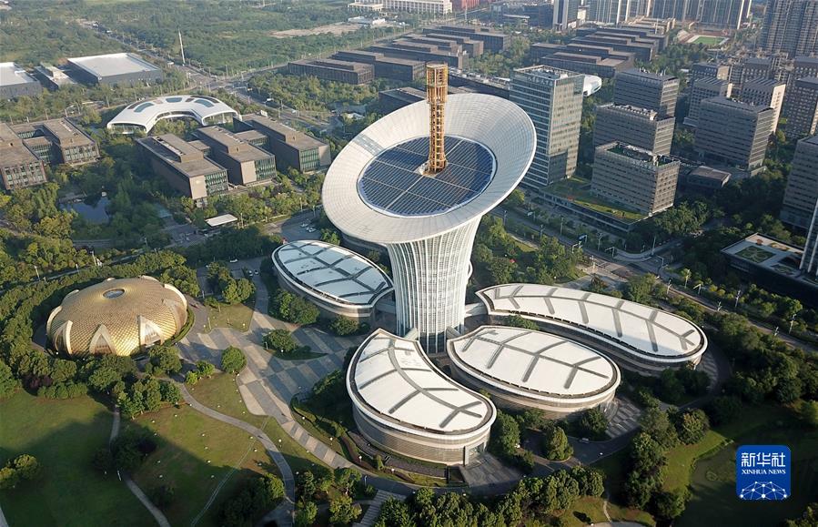 （新華全媒頭條·奮進新征程 建功新時代·非凡十年·圖文互動）（3）湖北：奮力譜寫高質(zhì)量發(fā)展新篇章 